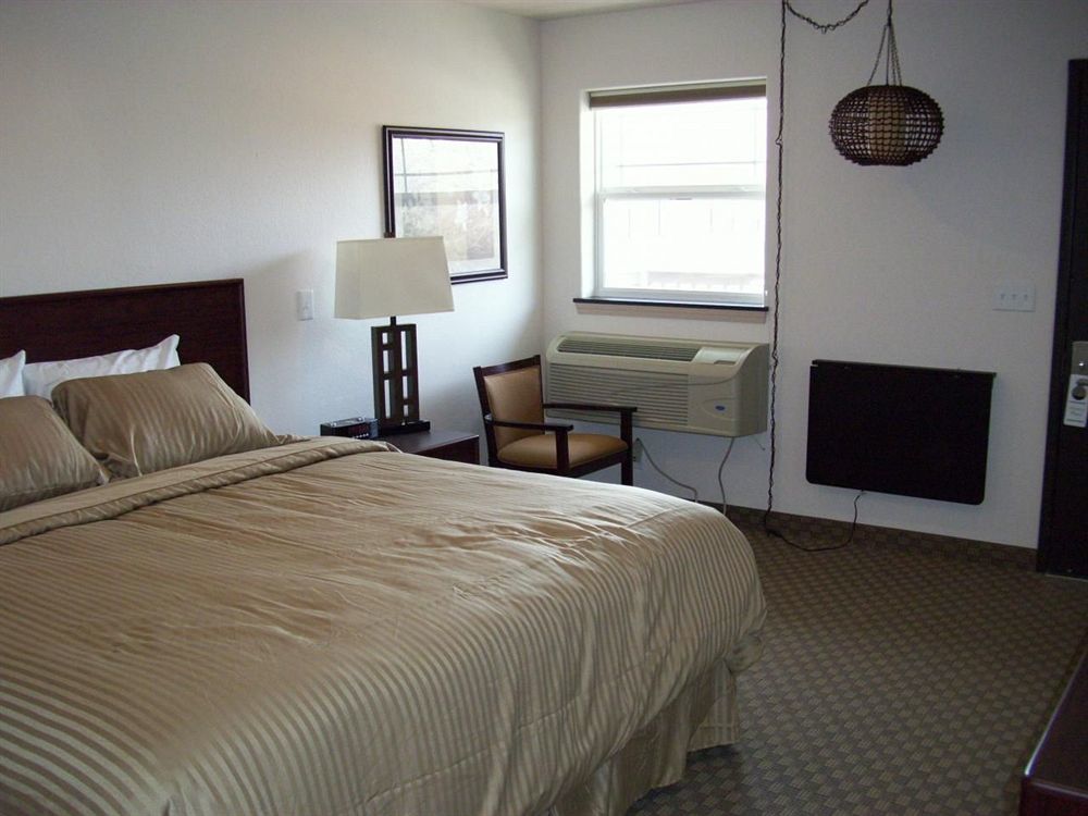 Price Pointe Inn Waukesha Exteriér fotografie